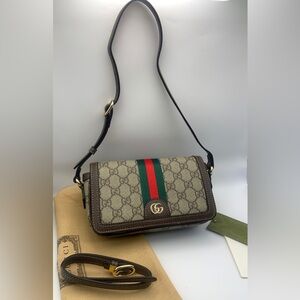Gucci Ophidia Mini Shoulder Bag in GG canvas with adjustable strap, Brown